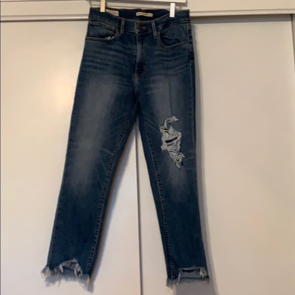 Levi 724 High Rise Straight Jean